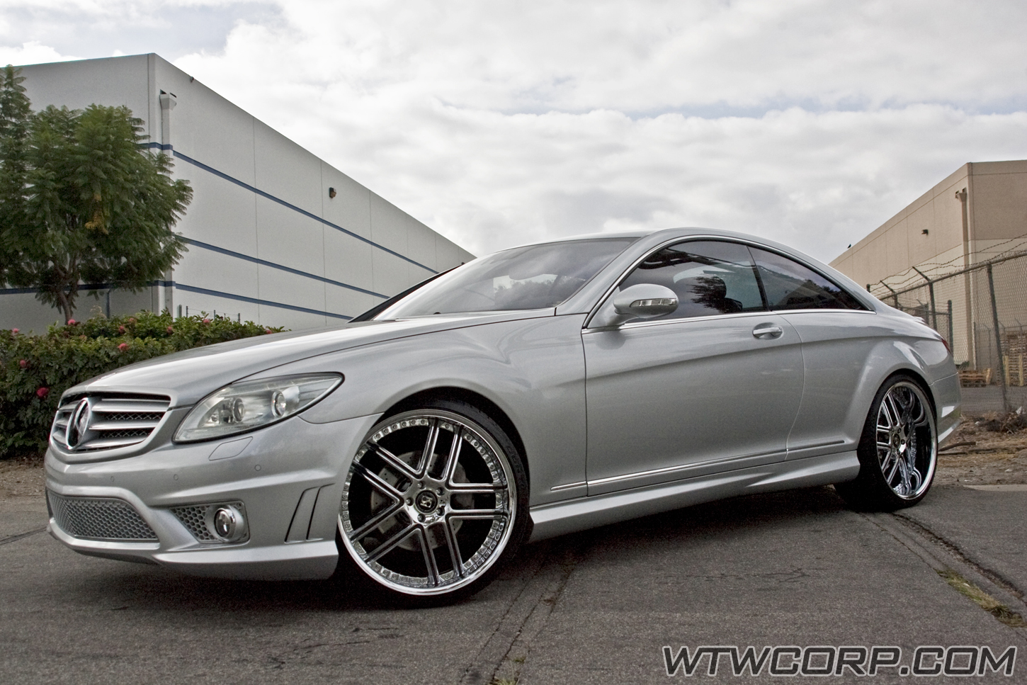 Koko Kuture Intake on Mercedes CL